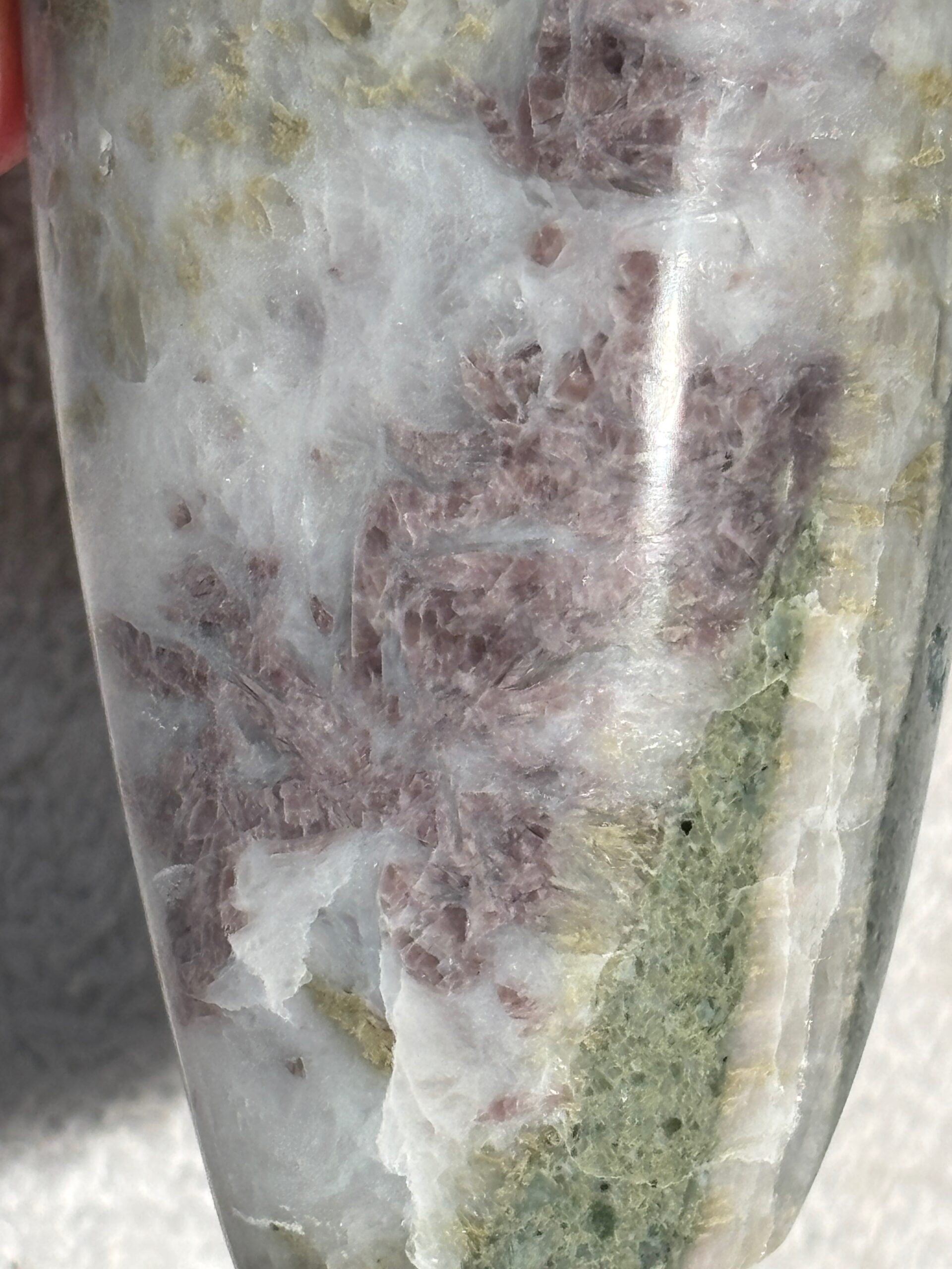 Port Alberni Axinite